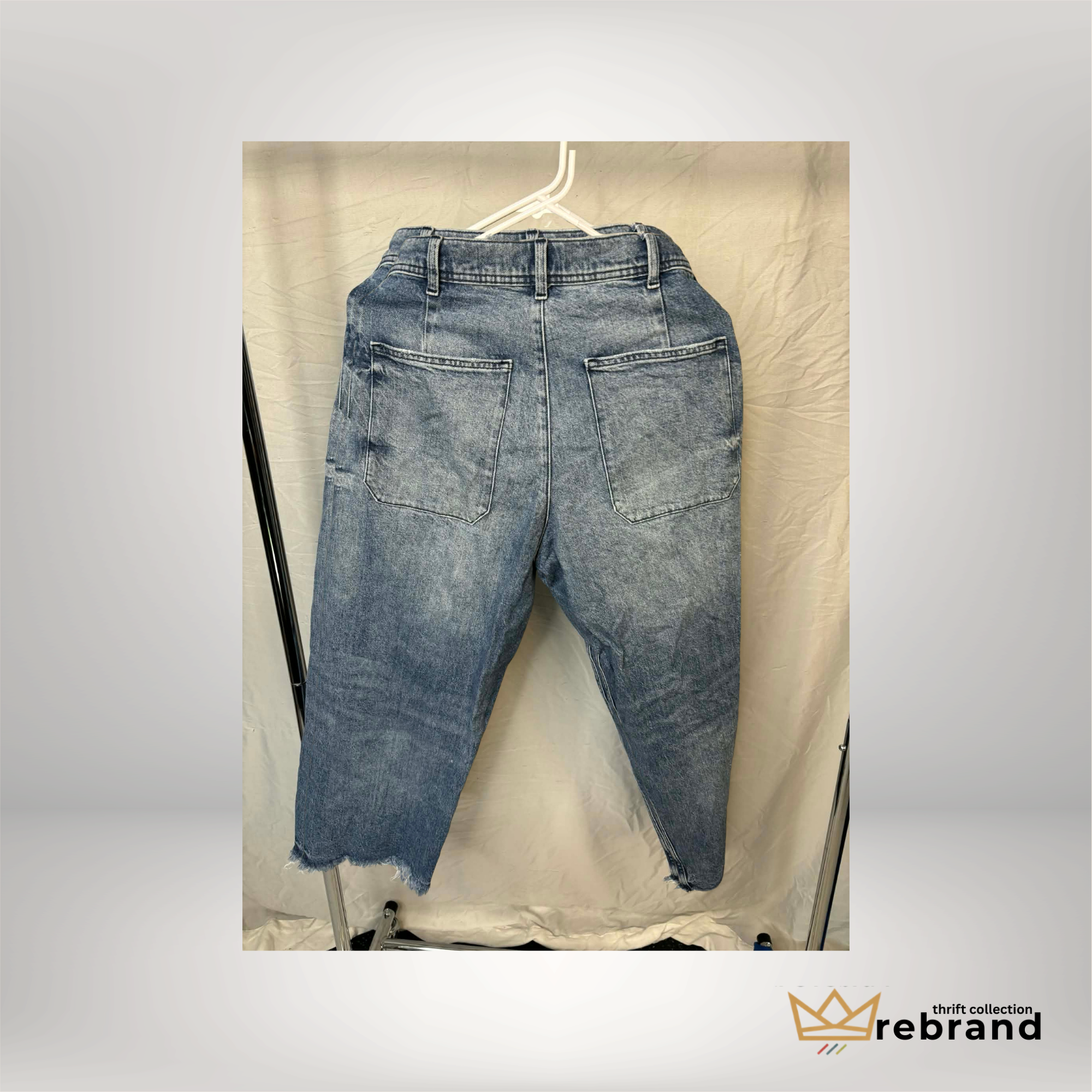 Lucky Legend Cropped Denim Jeans – Light Wash Raw Hem Utility Style | 12/31
