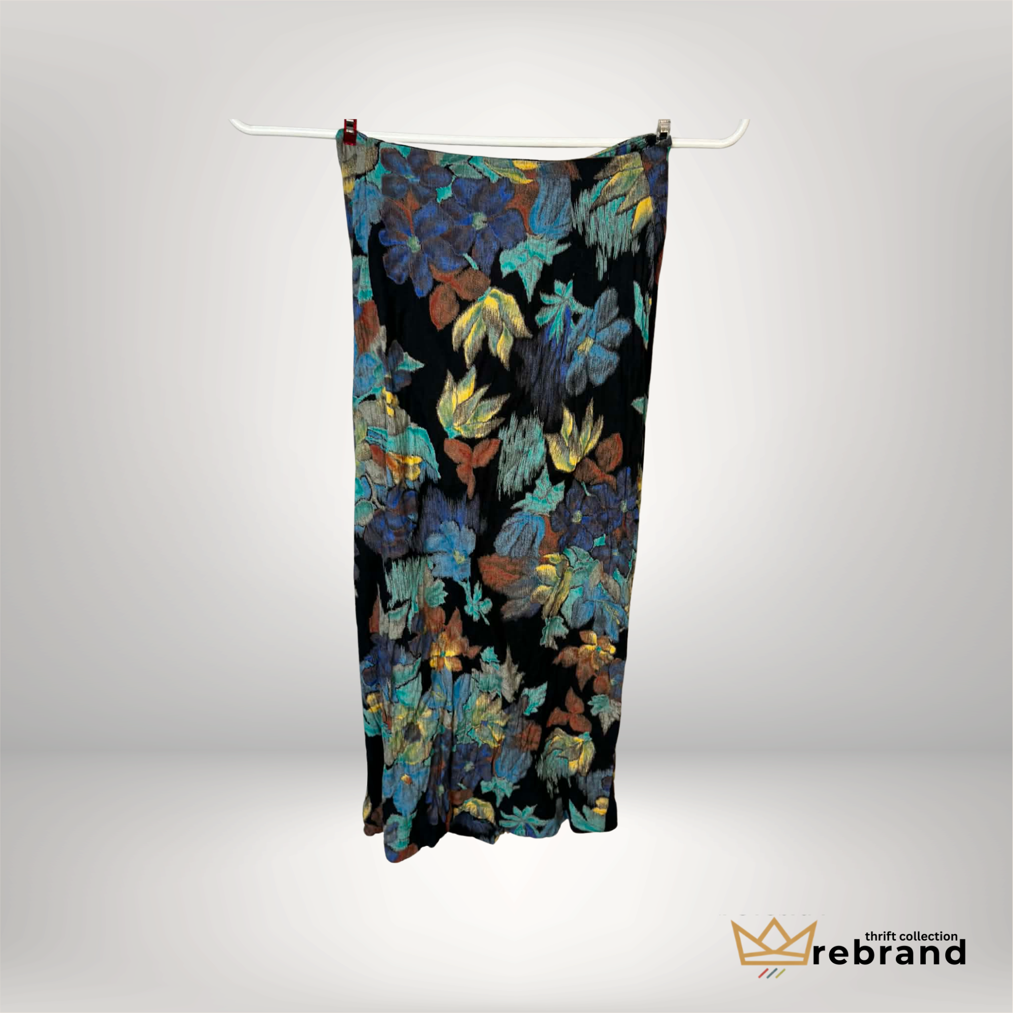 Ports International Floral Midi Skirt – Vintage Hong Kong Designer
